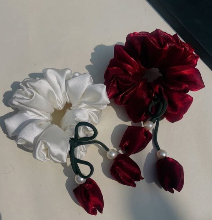 Floral bun - Image 3